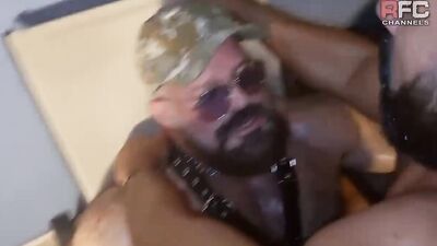 The Muscled Orgy Choloso77