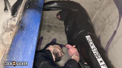 Cocksucker - Massive balls full cum for Cocksucker - Gay Porn