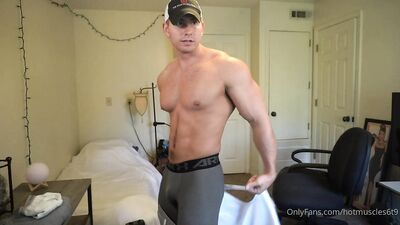 Hotmuscles6t9 - gay porn video (151)