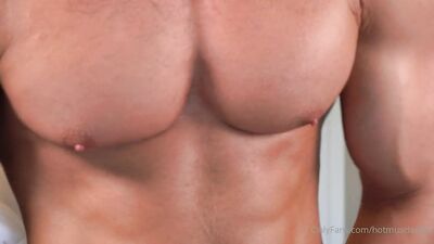 Hotmuscles6t9 - gay porn video (6)