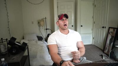 Hotmuscles6t9 - gay porn video (159)