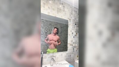Muscle Boy Rome - gay porn video (236)