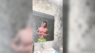 Muscle Boy Rome - gay porn video (236)