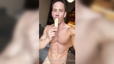 Muscle Boy Rome - gay porn video (109)