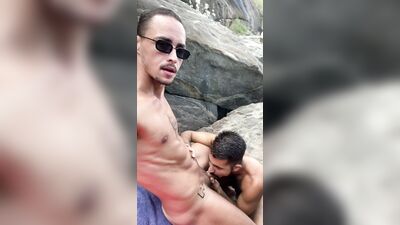 Sex in the nude beach