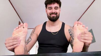 Roman Hayes Tickled by Casey - gay porn
