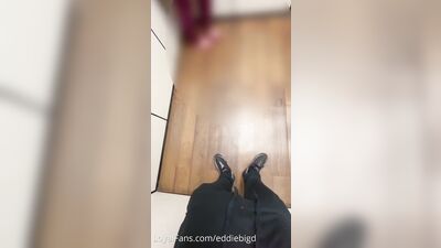 EddieBigD - Getting caught in The Elevator
