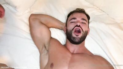 TenInchTopXXX Sir Peter & Sean Austin - Spit Roast