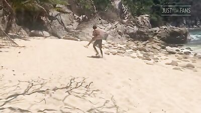 Beach Sex - Rhyheim fucks Alejandro