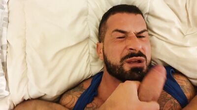 RawFuckClub - Joe Gillis & Roc Vent - Nasty Feet Pigs - free gay porn