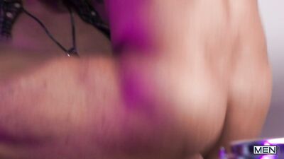 Benjamin Blue Mateo Zagal - Sex Tugs and Rockin Hofree gay porn