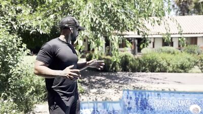 Viktor Rom and Kova - El peon Jugueton - free gay porn