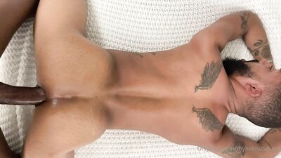 OnlyFans - RhyheimShabazz - A visit from @moneyy matt turns into more than just a quick visit - free gay porn