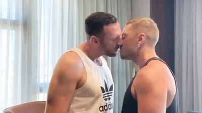OnlyFans - Tim Kruger - A horny afternoon with @Gymburger - free gay porn