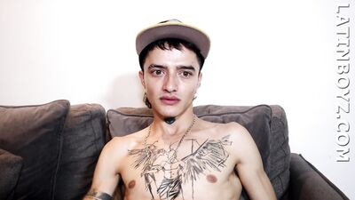 Fenix - free gay porn