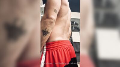 Tyler Roma - gay porn video (8)