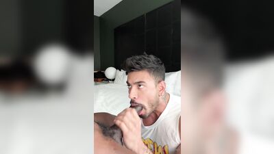 OnlyFans - Sin City Papi  Alejo Ospina