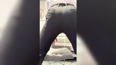 OnlyFans - John Bronco - 2021-02-12 per request showing off my butt in office clothes with a l