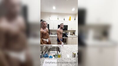 OnlyFans - John Bronco - 2021-08-10 oiling each other up and getting ready to film with str8 fl