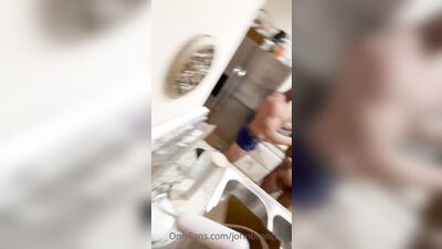 OnlyFans - John Bronco - 2021-08-10 oiling each other up and getting ready to film with str8 fl