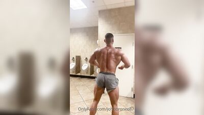 OnlyFans - John Bronco - 2022-02-22 little flexing at the gym after cardio - free gay porn