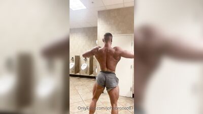 OnlyFans - John Bronco - 2022-02-22 little flexing at the gym after cardio - free gay porn