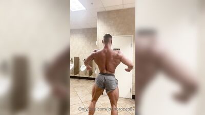 OnlyFans - John Bronco - 2022-02-22 little flexing at the gym after cardio - free gay porn