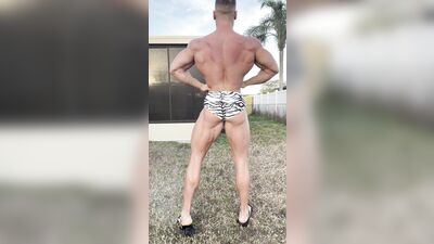OnlyFans - John Bronco - 2022-02-11 flexing this morning practicing posing by coyotejocks - free gay porn