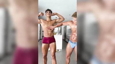 OnlyFans - xleox (Leo Stuke) - 2020-08-24 - Me and @hunksep love to show off our muscles as we did here right after an intense gym session - free gay porn