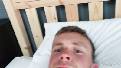 Piggy Builder - gay porn video (66)