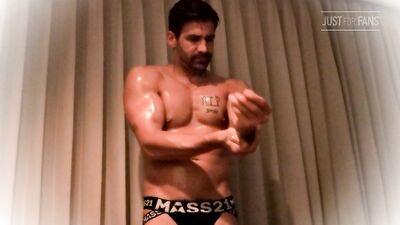 Brett King gay porn video (29)