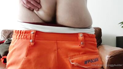 Piggy Builder - gay porn video (50)
