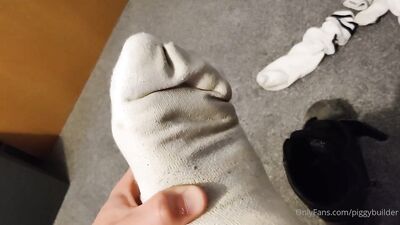 Piggy Builder - gay porn video (56)