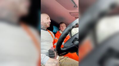 Piggy Builder - gay porn video (4)