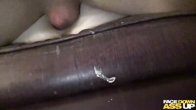 B0tt0m Suck3r Bottom Sucker - free gay porn