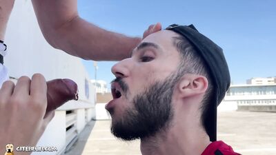 Cocksucker and Tian Tao - Bigger is better - free gay porn
