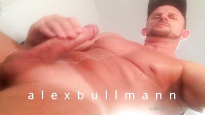 OnlyFans - Alex Bullmann - gay porn video (63)