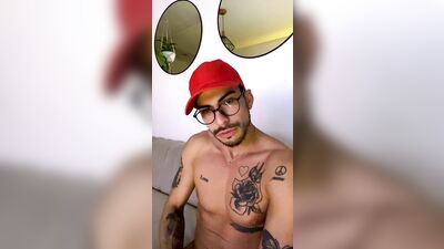OnlyFans - Bastian Moreyra (22)