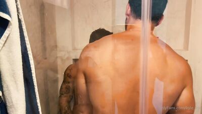 OnlyFans - Kyle Fox (caioflta20) - Watch me talk dirty in Portuguese while pounding rudygram 20 min - free gay porn