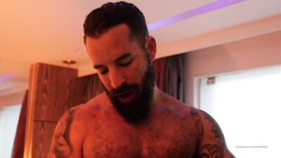 OnlyFans - Kyle Fox (caioflta20) - couple sucke me 12 min - free gay porn