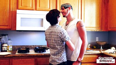 Ari Nucci and Grayson Lange - free gay porn