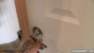 Its Gonna Hurt - Scared Little Logan - Castro Supreme & Logan White - free gay porn