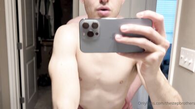 TheStepBrothers - Mirror shot of Big bro fucking Lil bro in the bathroom - 38 secs - free gay porn