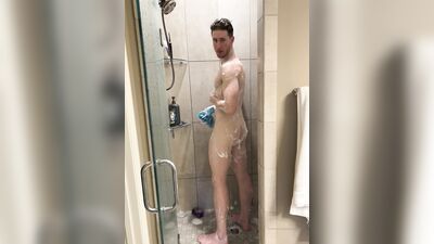 TheStepBrothers - Big bros butt in the shower - 10 secs - free gay porn