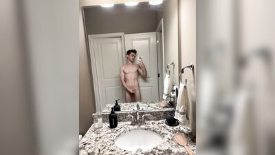 TheStepBrothers - Lil bro wanks a bit in the mirror - 13 secs - free gay porn