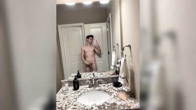 TheStepBrothers - Lil bro wanks a bit in the mirror - 13 secs - free gay porn