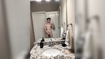 TheStepBrothers - Lil bro wanks a bit in the mirror - 13 secs - free gay porn