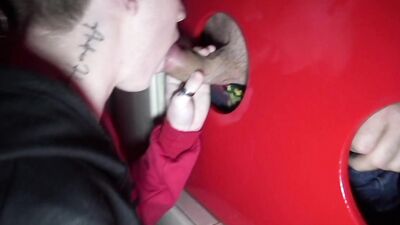 CrunchBoy - Plan glory holes for Andrea High and Kevin DAVID - free gay porn 