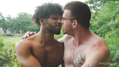 Cruising In The Woods - free gay porn