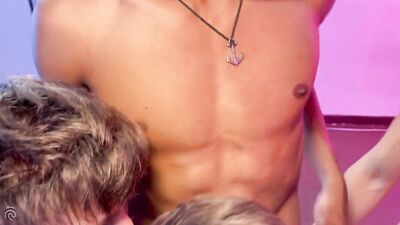 RFC - Hot orgy in mexico city with internacional cast - free gay porn
